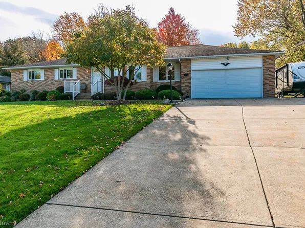 30860 Meadowbrook Dr, Willoughby Hills, OH 44092
