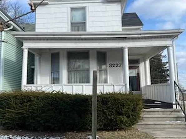 3227 S Calhoun St, Fort Wayne, IN 46807