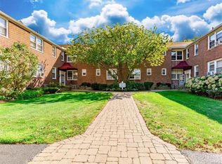 5 Bryant Cres APT 2H, White Plains, NY 10605