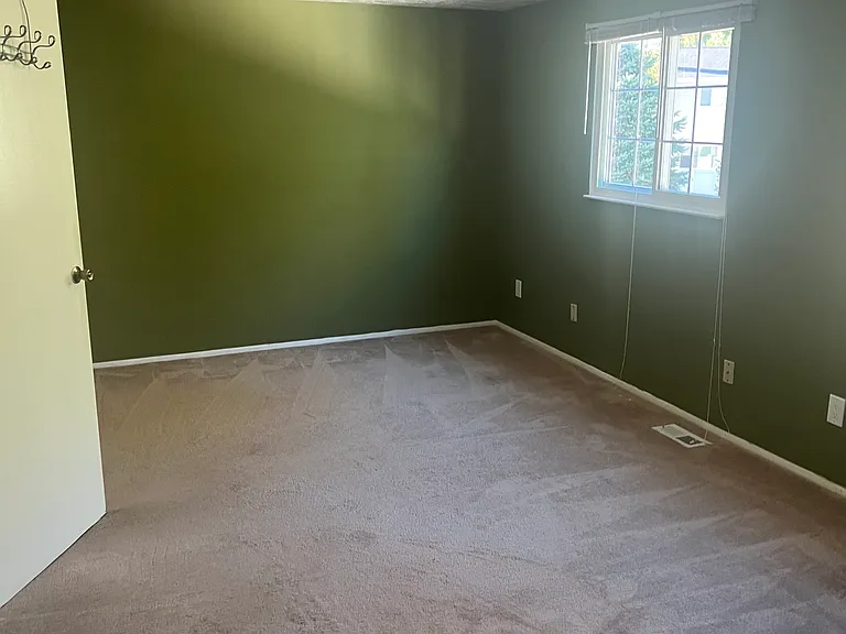 Willowrun Dr — Photo 25