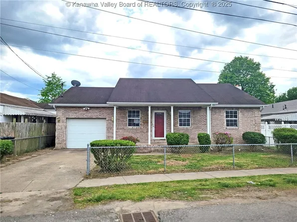 1605 Dunbar Ave, Dunbar, WV 25064