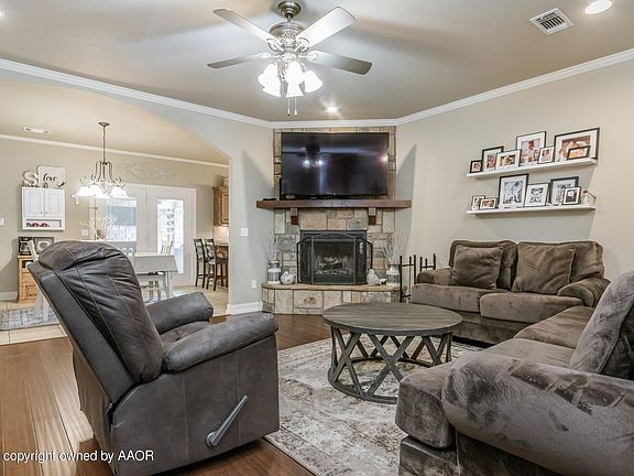 3rd image of 8104 Barstow Dr