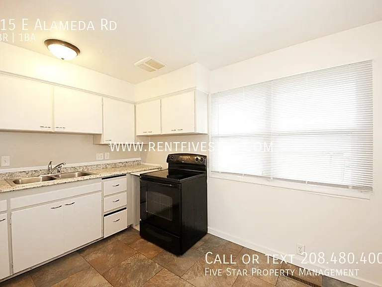 515 E Alameda Rd — Photo 5