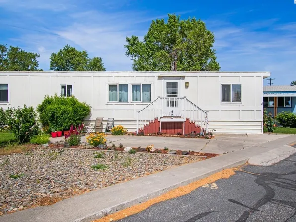 49 Proton Ln, Richland, WA 99354