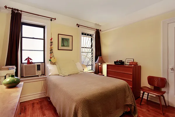 Sold by Corcoran | media 8