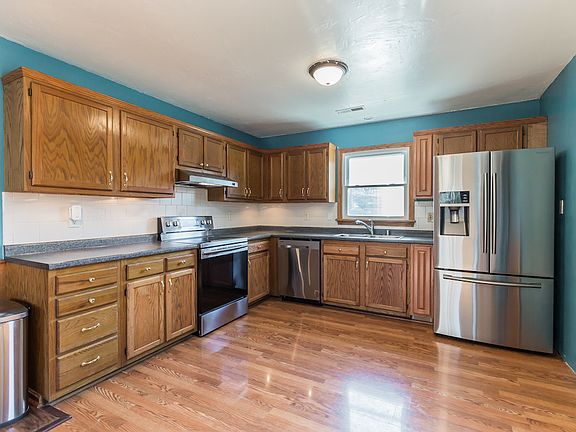 2nd image of 36925 Tanyard Dr