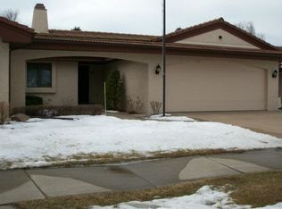 8 Fiesta Ct UNIT A-108, Appleton, WI 54911