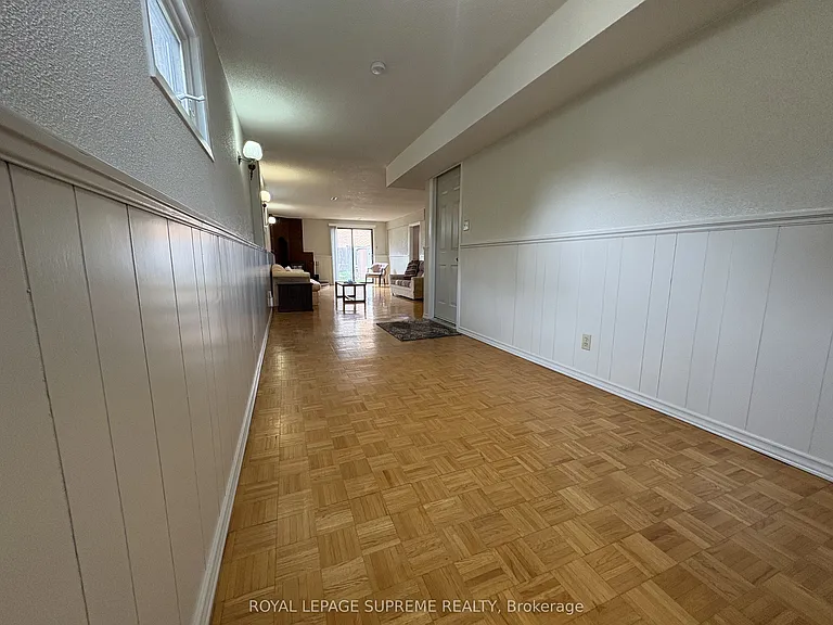966 Lovingston Cres — Photo 22