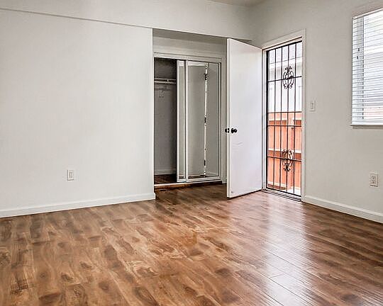 4th image of 1722 S New England St