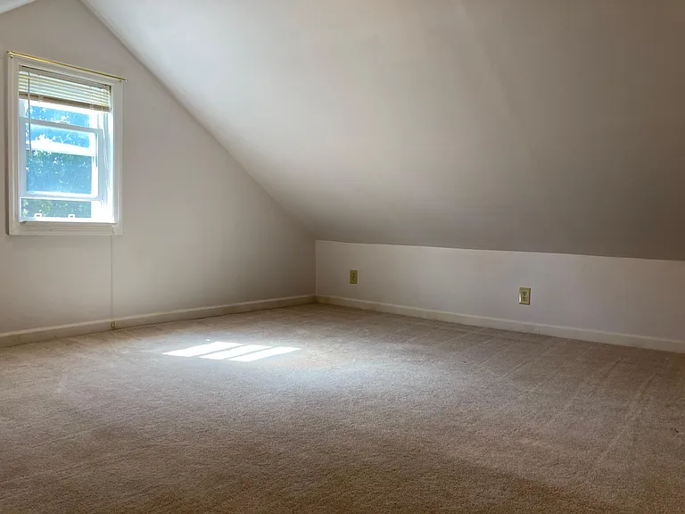 407 S Veitch St — Photo 17
