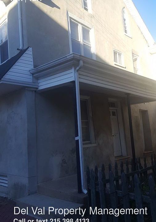 1st image of 21 W Harvey St #2