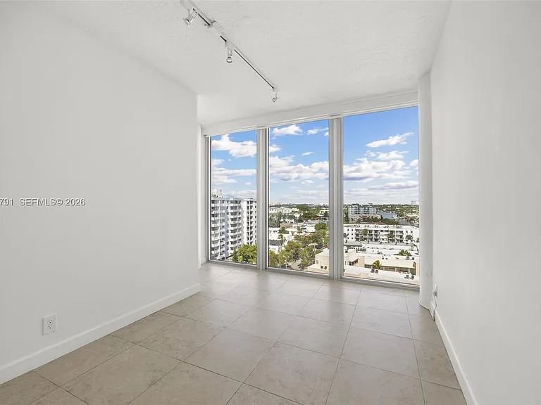 900 Bay Dr #1005 — Photo 13