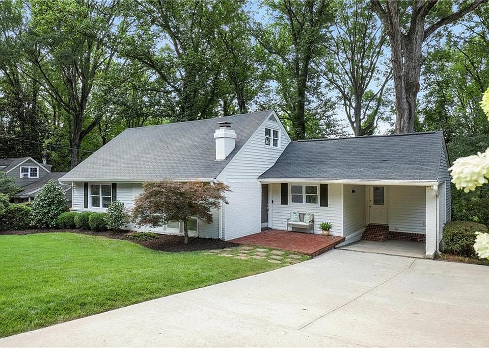 1st image of 2569 Ridgewood Ter NW