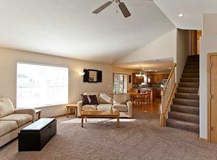 2370 Pennington Dr, Marion, IA 52302