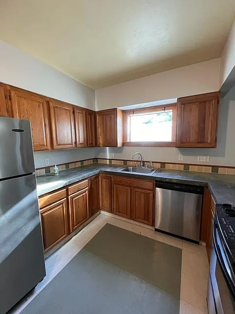 2 bed, 1150 sqft, $2,700 — Photo 4