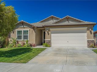 20311 Amorette Ct, Saugus, CA 91350