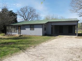 288 N Gaines Rd, Cedar Creek, TX 78612