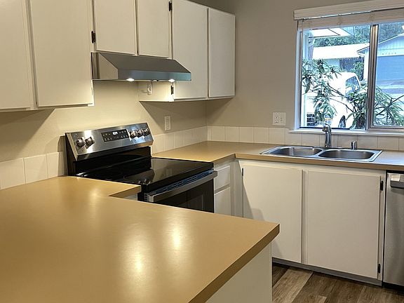 5th image of 4718 69th St NW #A