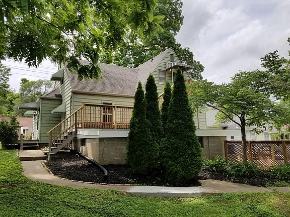 Back of Duplex, stairs up to upper unit.