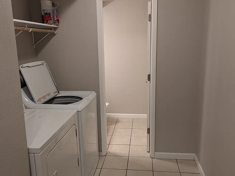 2223 Jackson Dr — Photo 5