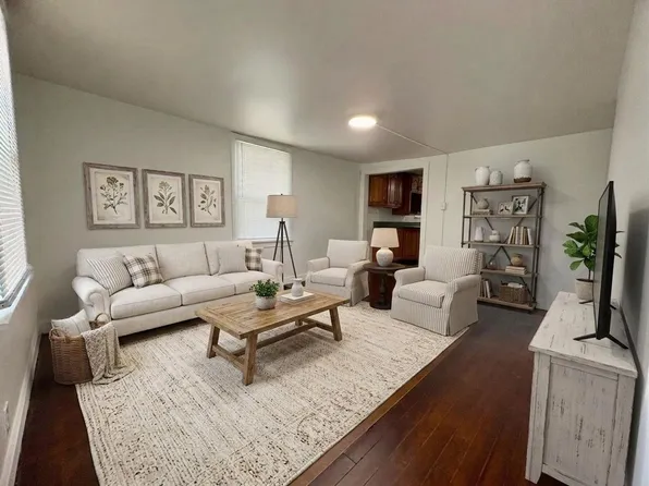 423 W Penn St, Carlisle, PA 17013