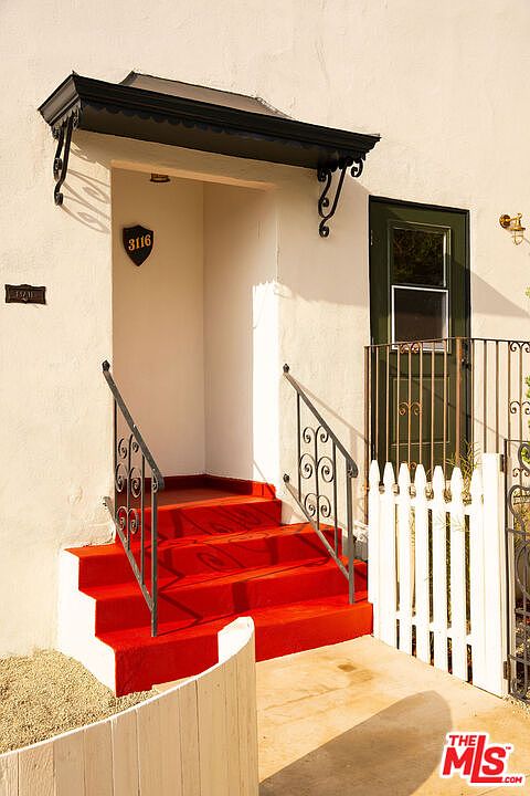 1st image of 3116 Griffith Park Blvd