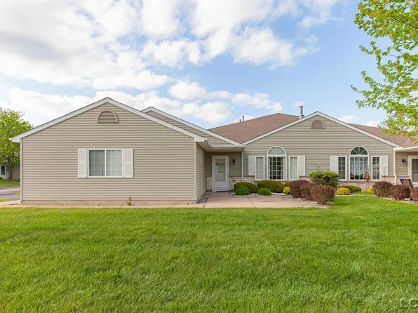 2303 Lakewood Dr, Adrian, MI 49221