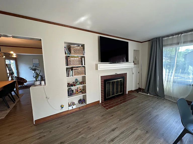 5100 N Idlewild Ave — Photo 2
