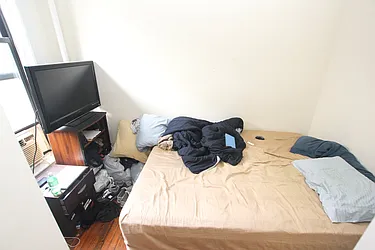 Rented by Jonis Realty