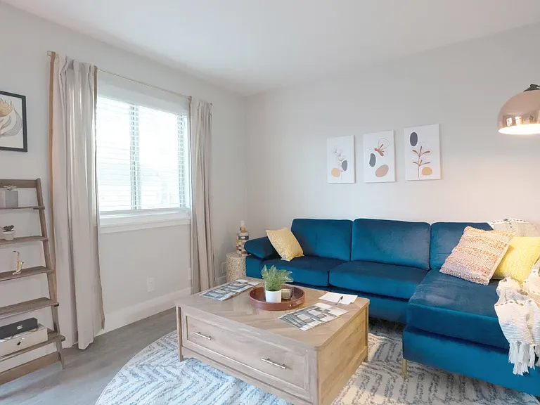 Spanish Lake Townhomes — Photo 13