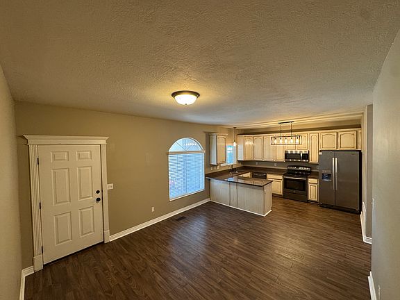 2nd image of 3859 S Mitchell Cv APT 102