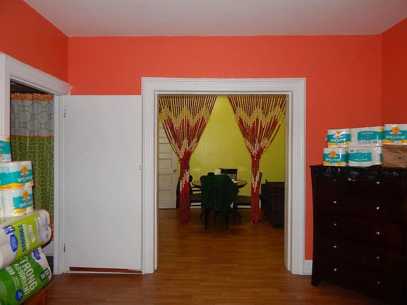 2nd image of 389 Fairmount Ave