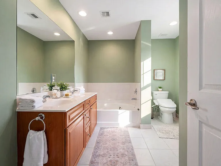 261 SW 6th Pl — Photo 26