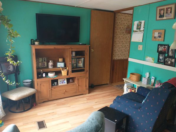 617 Dexter Road, Garland, ME 04939