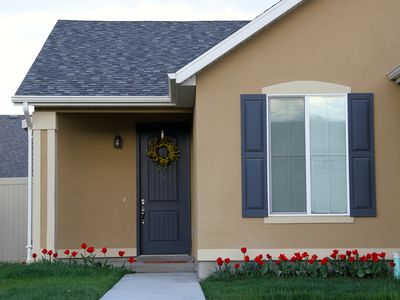 976 N Skipton Dr, North Salt Lake, UT, 84054