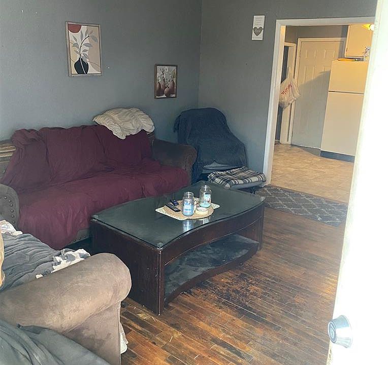 2nd image of 610 Marietta St