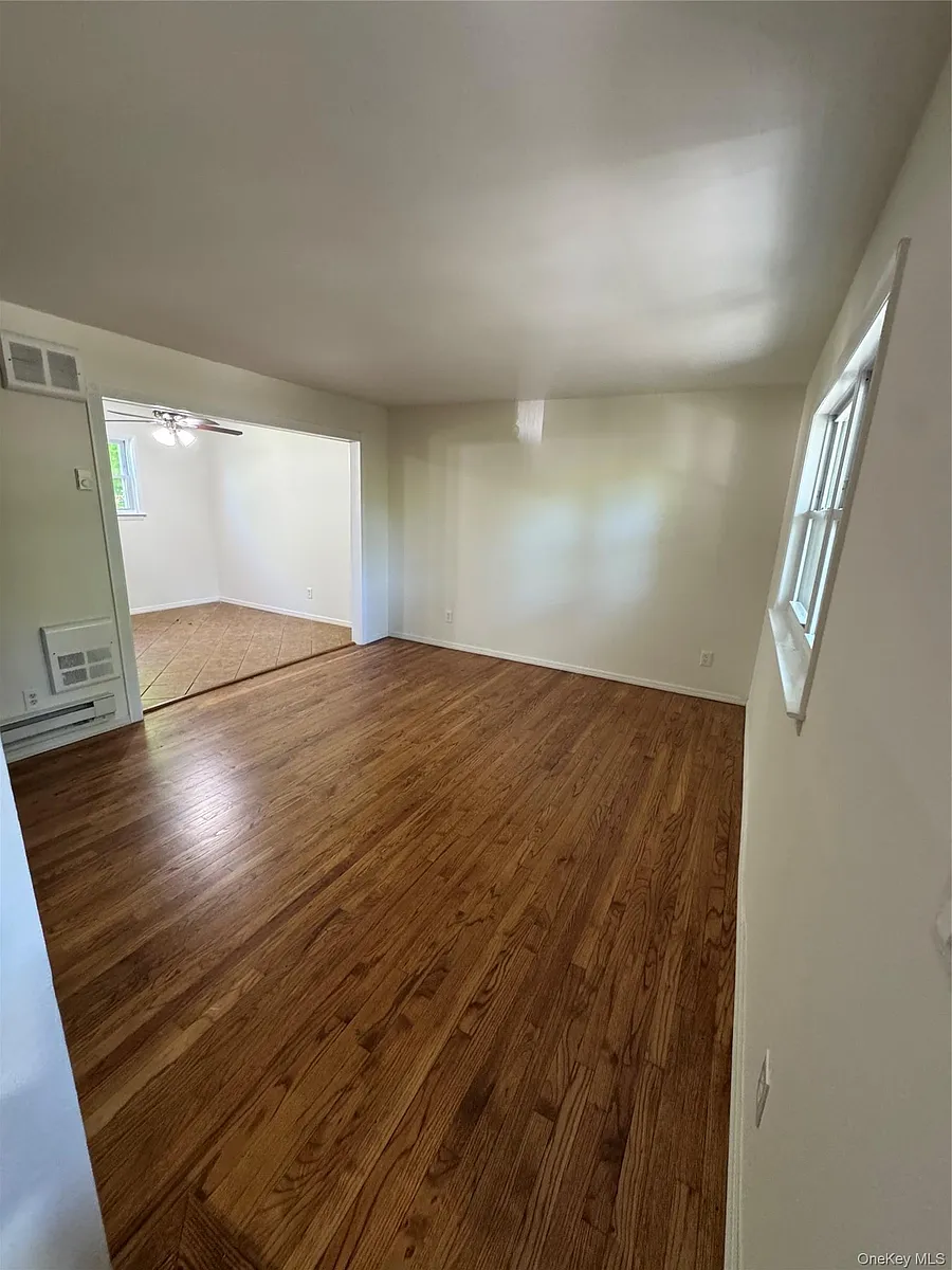 Building Photo - 408A 7th St #A