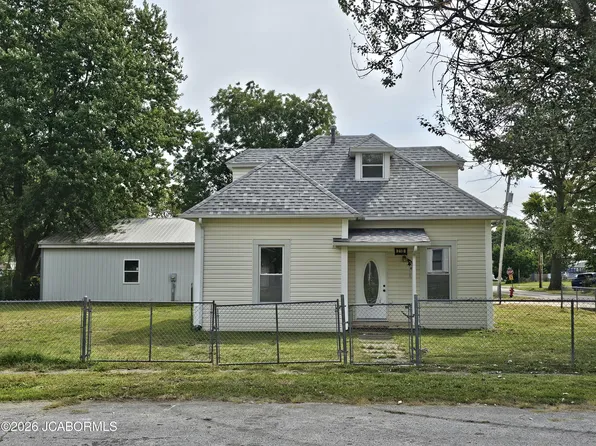 210 S Mary Ave, Auxvasse, MO 65231