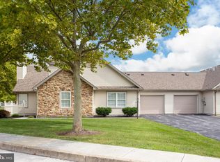 15 Apple Jack Ln, Littlestown, PA 17340