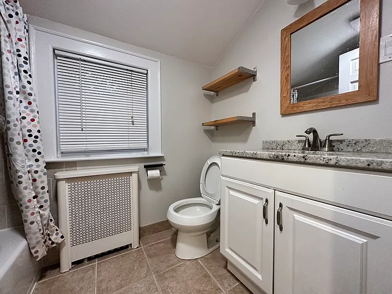 18 Glen Rock Ave — Photo 11