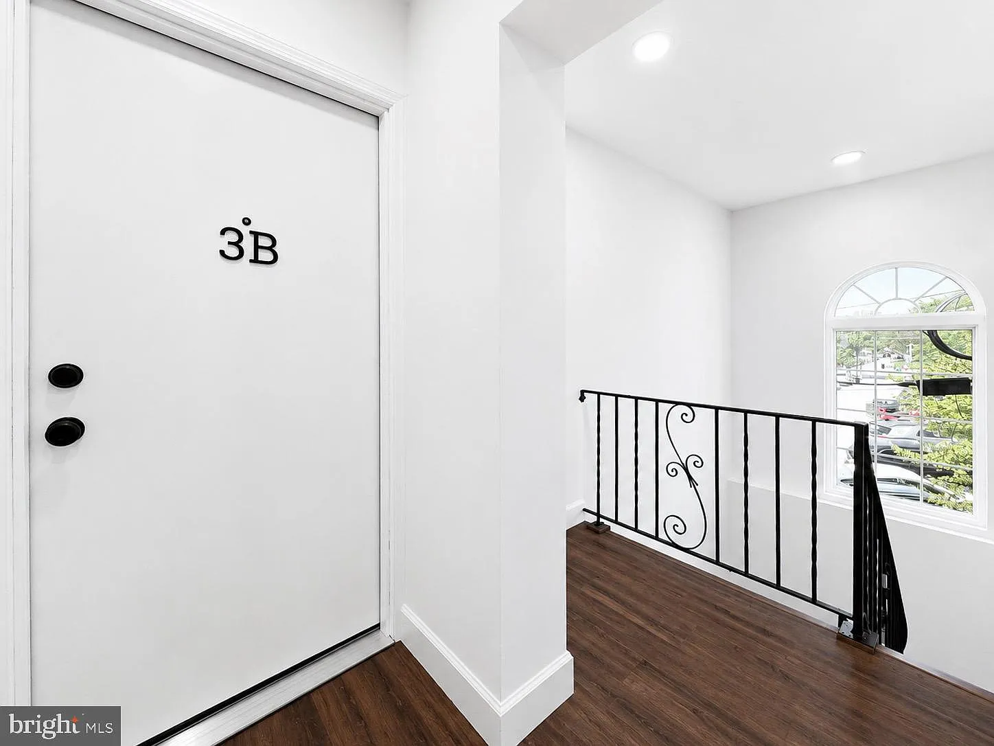 2 bed, 1050 sqft, $2,950 — Photo 2