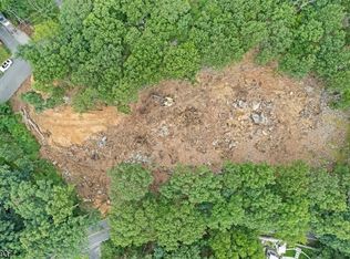 13 Berkley Rd, Hopatcong, NJ 07843