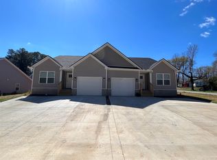 250 E York St, Chesnee, SC 29323