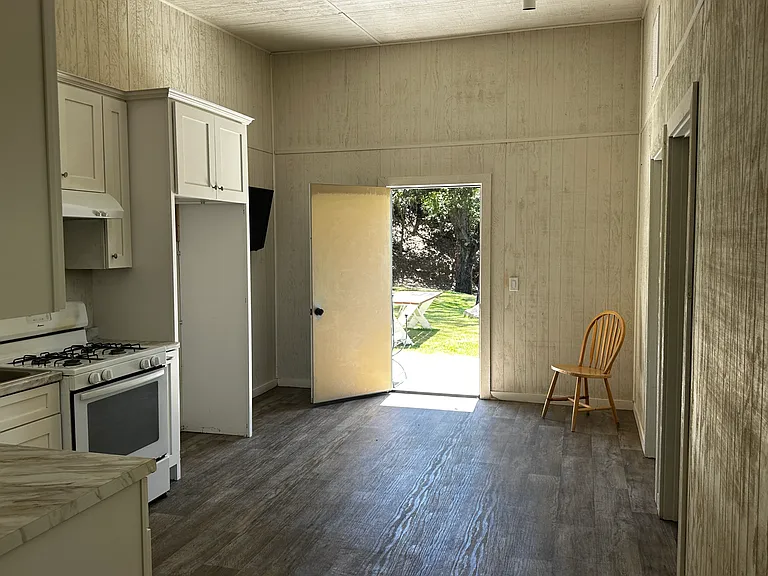 31601 Pitsch Canyon Rd — Photo 5