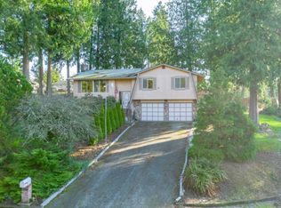 2900 Manito Dr, Mount Vernon, WA 98273