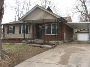 10405 Tarrytowne Rd, Louisville, KY 40272
