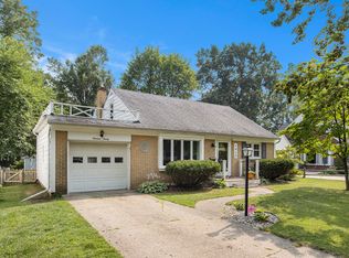 1920 Paddington Rd, Kalamazoo, MI 49001