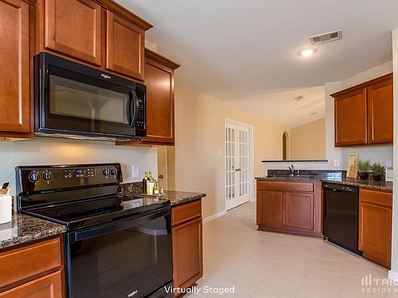 4th image of 409 Palomino Stand Dr