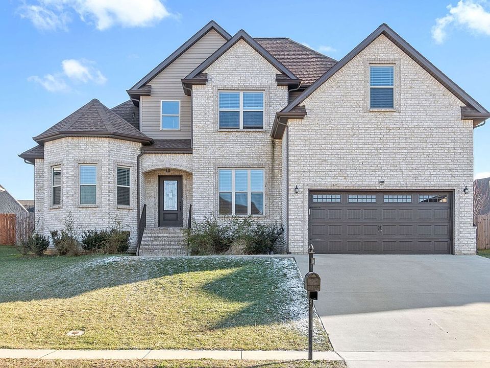 1st image of 520 Larkspur Dr