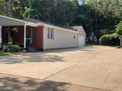 818 Delaware Ave, Erie, PA, 16505